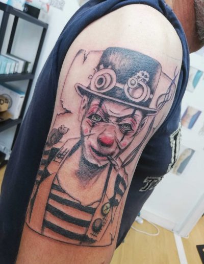 tatouage clown steampunk so tattoo les essarts 85