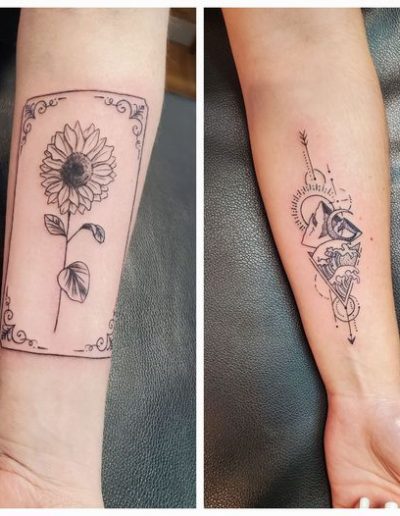 tatouage carte fleur et elements avant bras so tattoo les essarts 85