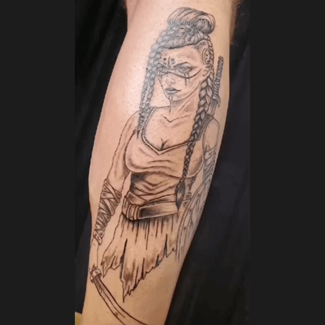 accueil tatouage manchette masque et visage so tattoo les essarts 85