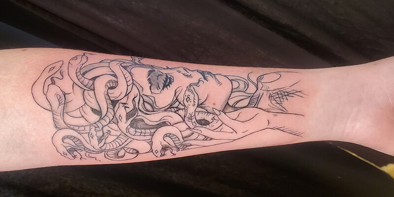 accueil tatouage papillon aquarelles so tattoo les essarts 85